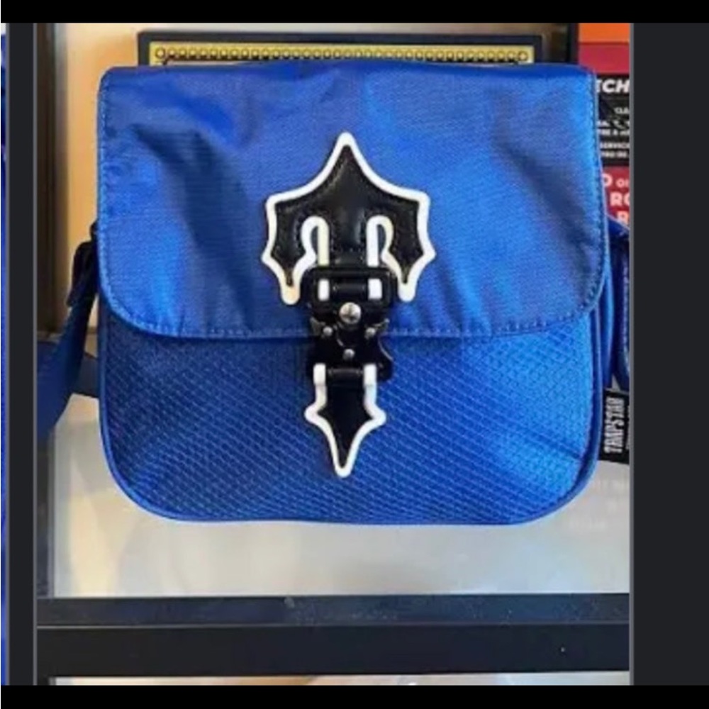 Trapstar Sidebag - image 1